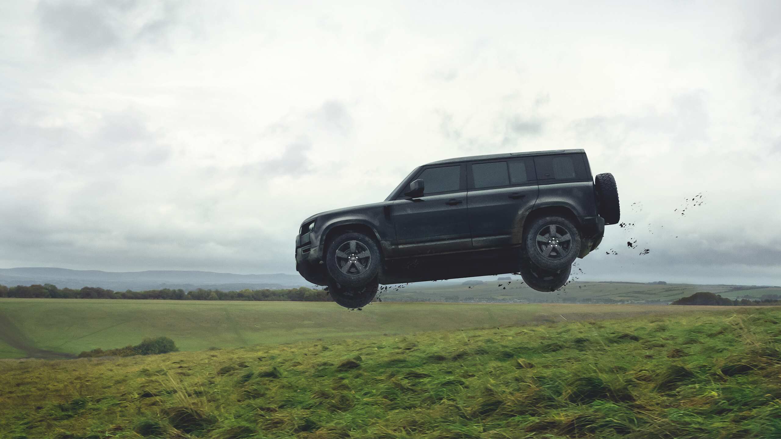 Land Rover Defender in No Time To Die